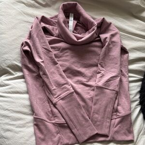 lululemon athletica Mauve Cowl Neck Top size 4